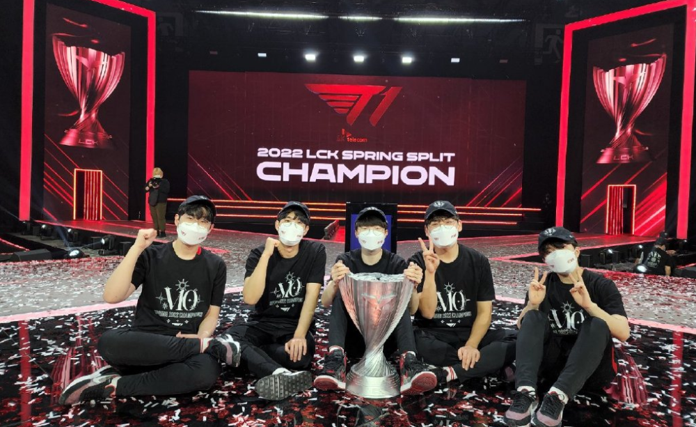 更是展示足 更是展示足