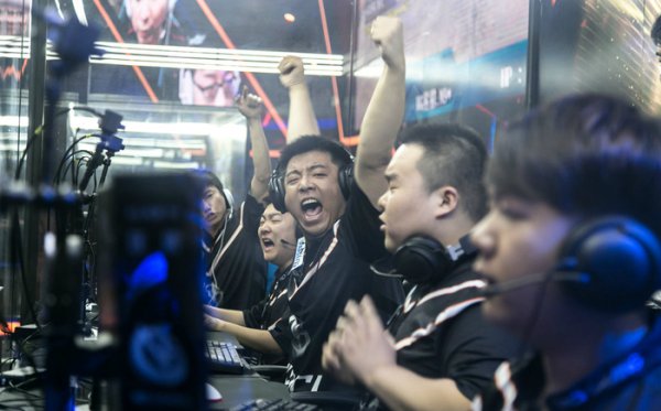 窗口临近尾 窗口临近尾