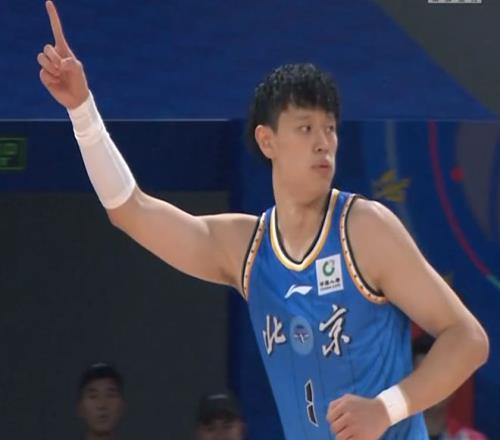 不打球了！CBA名将选择退役，转型为助理教练